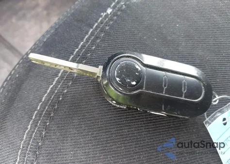 2015 Ram Promaster 1500 Low Roof из США, поврежденный, VIN 3C6TRVAG8FE520658